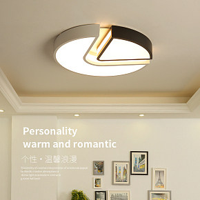 北欧创意简约铁艺吸顶灯