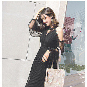 时尚简约清新女款蕾丝包包详情页设计